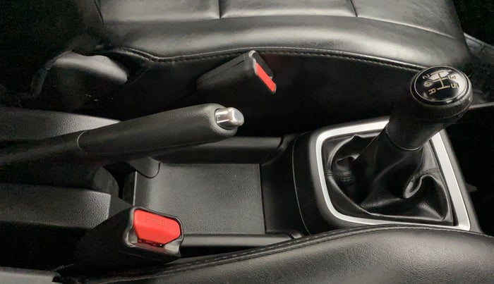 2018 Maruti Swift ZXI PLUS, Petrol, Manual, 69,676 km, Gear Lever