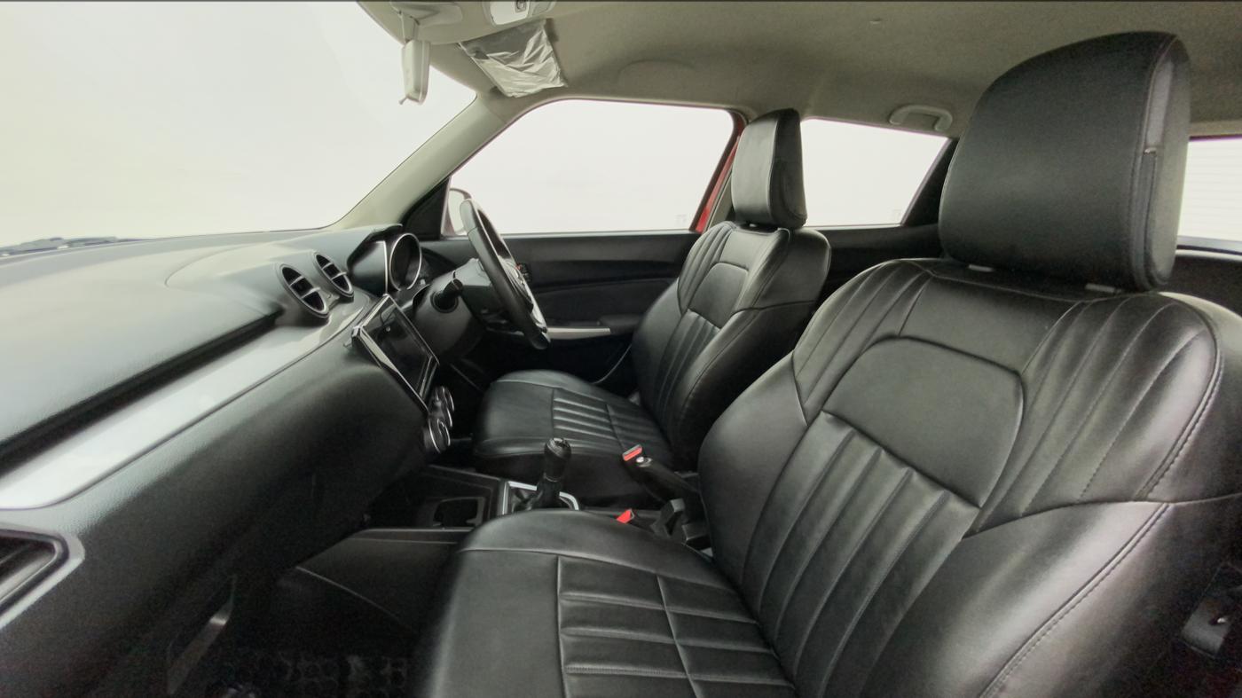 2018 Maruti Swift ZXI PLUS, Petrol, Manual, 69,676 km, Right Side Front Door Cabin