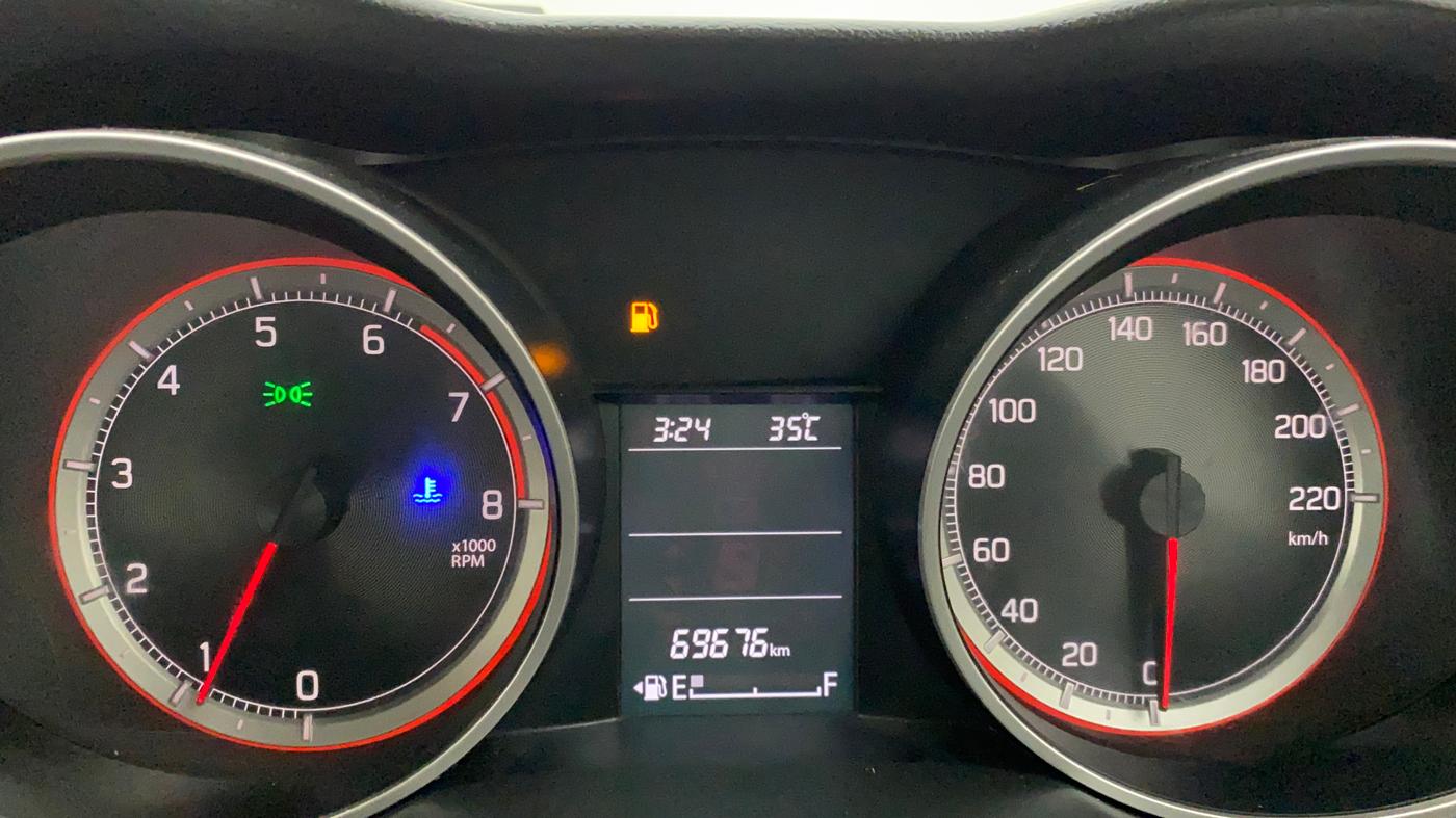 2018 Maruti Swift ZXI PLUS, Petrol, Manual, 69,676 km, Odometer Image