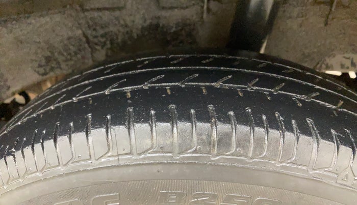 2019 Renault Kwid CLIMBER 1.0 AMT, Petrol, Automatic, 63,398 km, Left Rear Tyre Tread