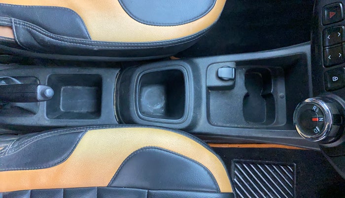 2019 Renault Kwid CLIMBER 1.0 AMT, Petrol, Automatic, 63,398 km, Gear Lever