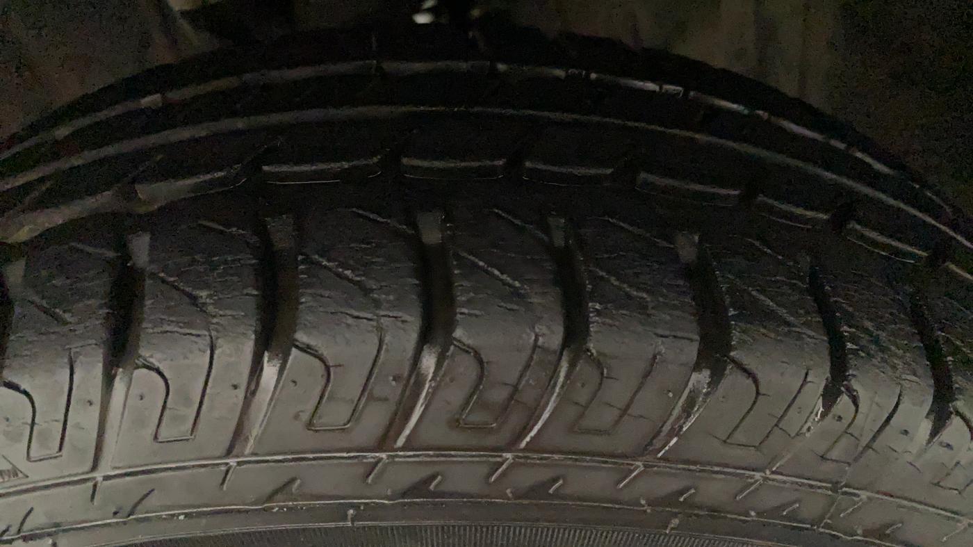 2018 Datsun Go T(O), Petrol, Manual, 5,592 km, Left Front Tyre Tread