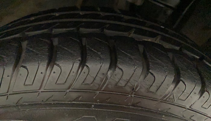 2018 Datsun Go T(O), Petrol, Manual, 5,592 km, Right Rear Tyre Tread