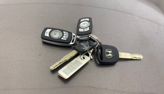 2012 Honda Brio E MT, Petrol, Manual, 59,020 km, Key Close Up