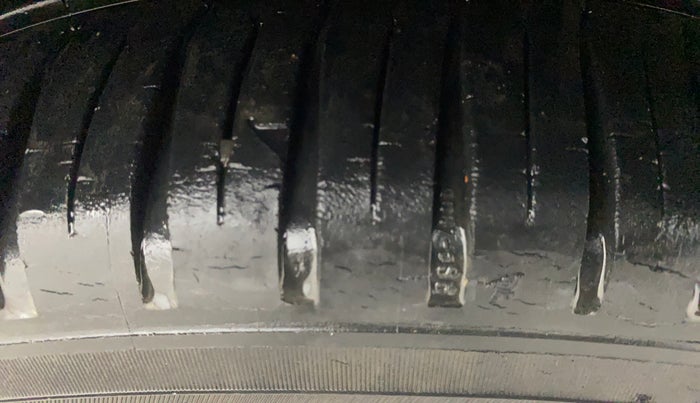 2012 Honda Brio E MT, Petrol, Manual, 59,020 km, Right Front Tyre Tread