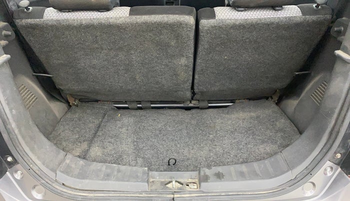 2012 Maruti Wagon R 1.0 LXI, Petrol, Manual, 56,980 km, Boot Inside