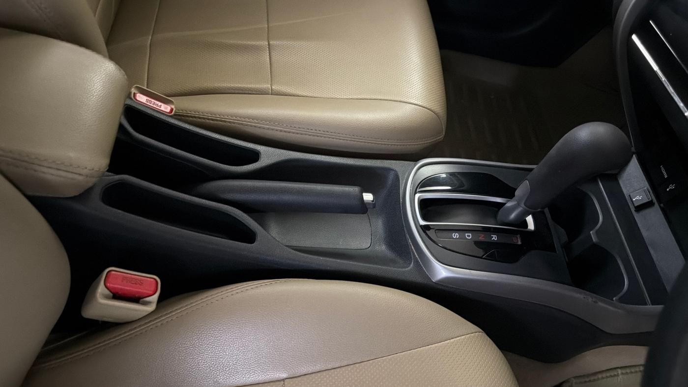2019 Honda City 1.5L I-VTE V CVT, Petrol, Automatic, 48,605 km, Gear Lever