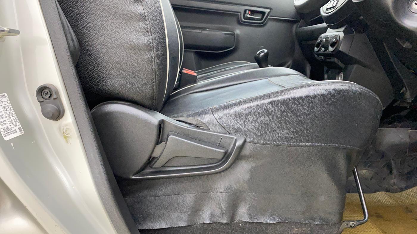 2021 Maruti S PRESSO LXI CNG, CNG, Manual, 90,554 km, Driver Side Adjustment Panel