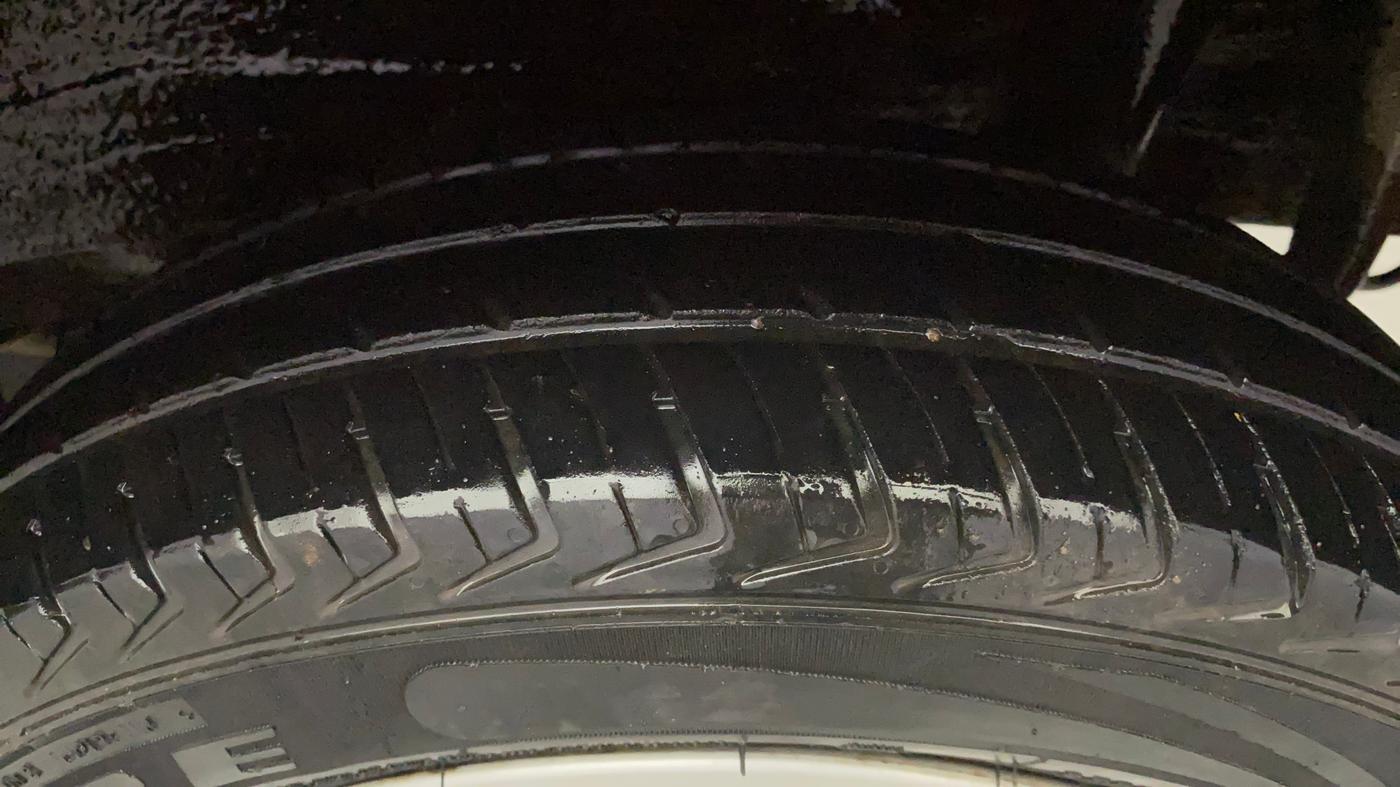 2022 Maruti Alto K10 LXI, CNG, Manual, 51,407 km, Left Rear Tyre Tread