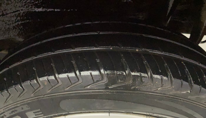 2022 Maruti Alto K10 LXI, CNG, Manual, 51,324 km, Left Rear Tyre Tread