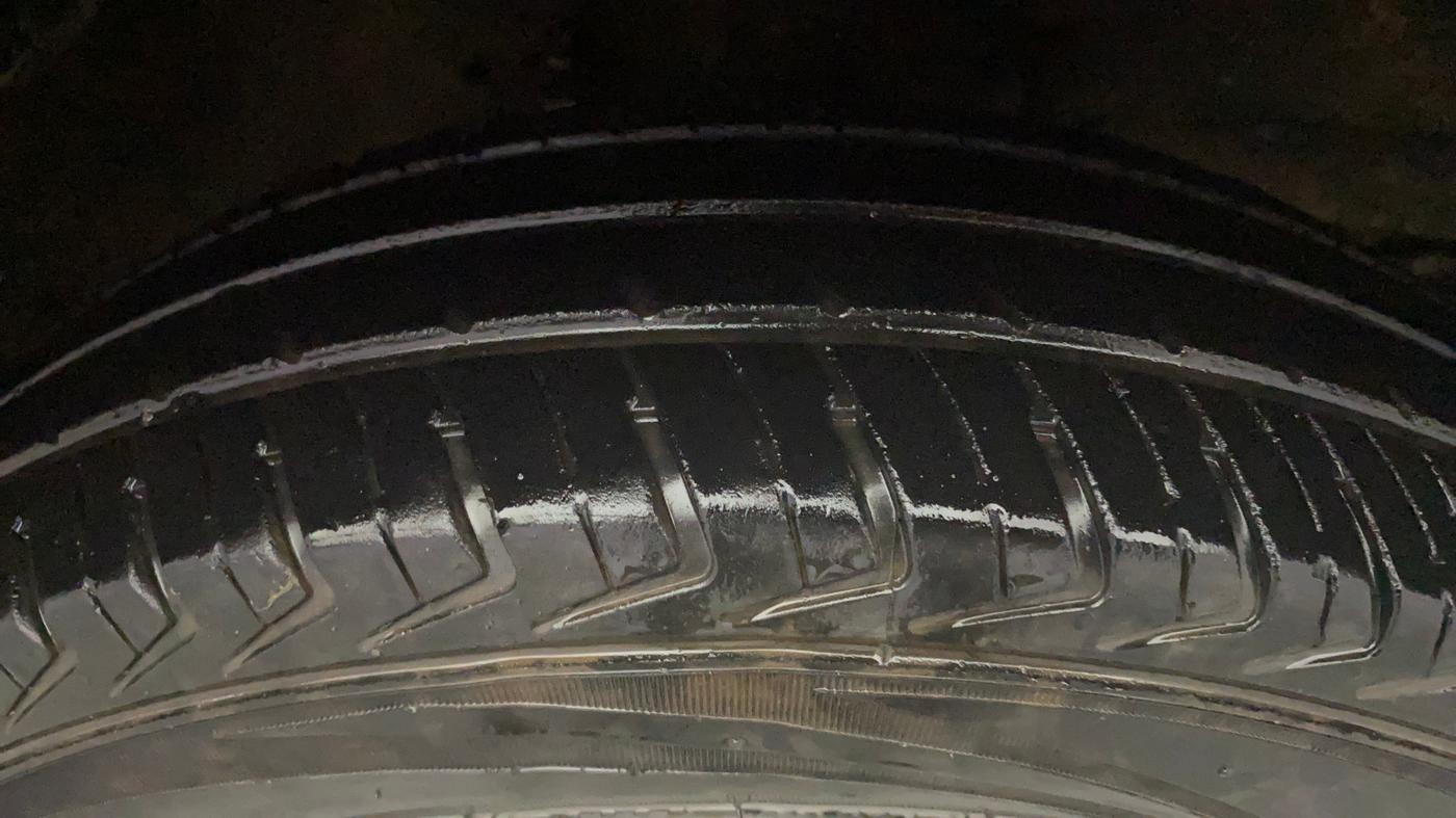 2022 Maruti Alto K10 LXI, CNG, Manual, 51,407 km, Right Front Tyre Tread