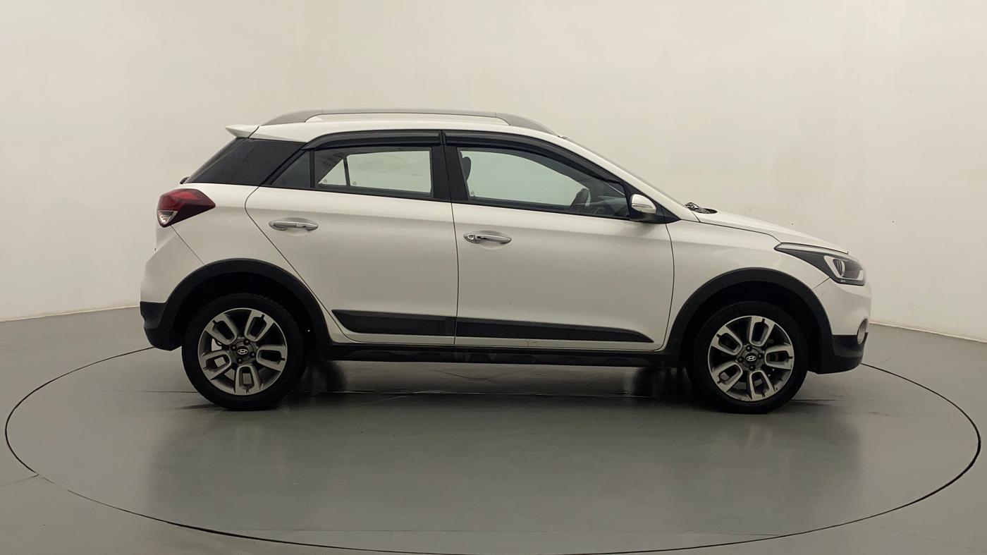 2018 Hyundai i20 Active 1.2 SX, Petrol, Manual, 21,802 km, Right Side