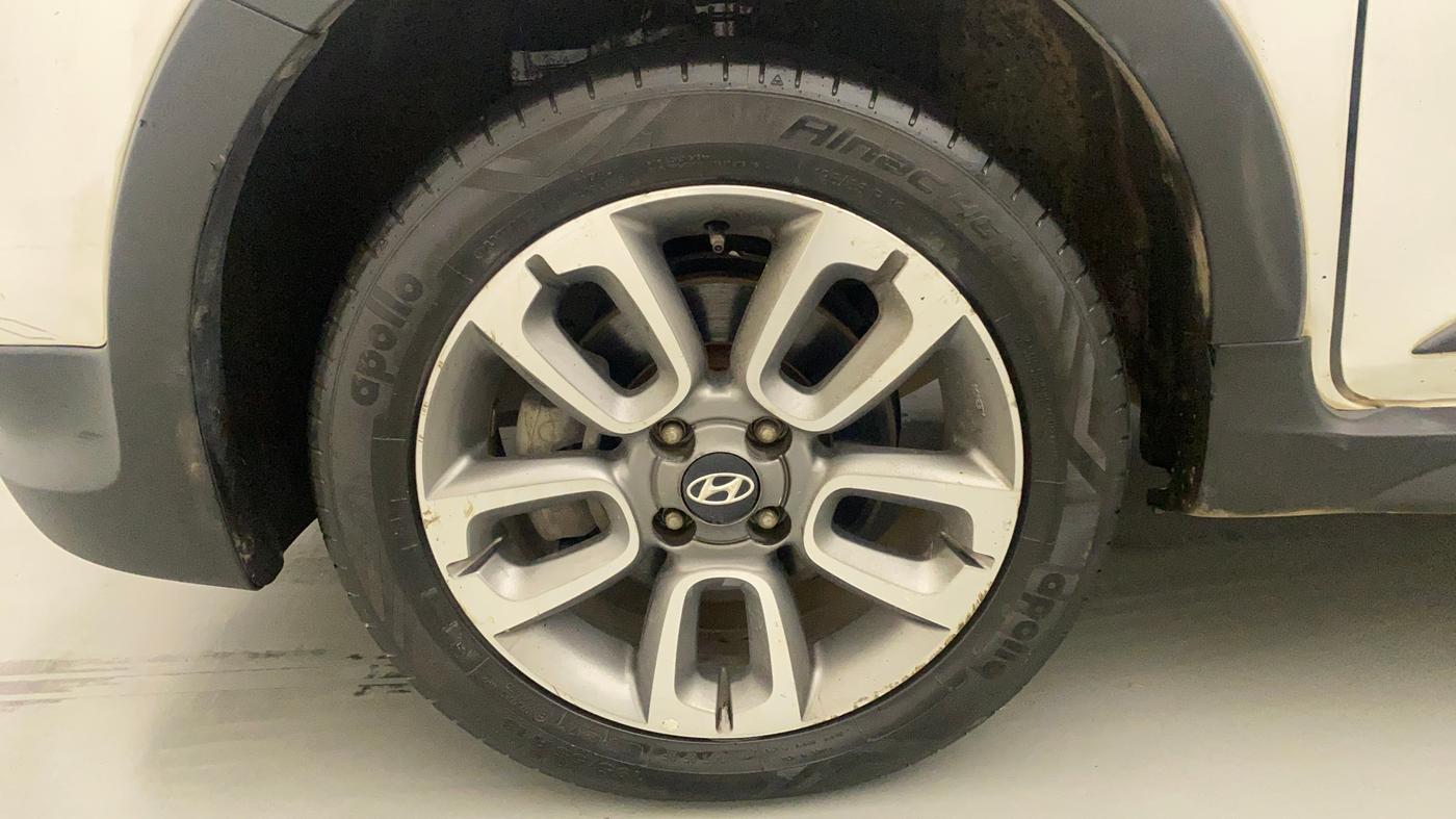 2018 Hyundai i20 Active 1.2 SX, Petrol, Manual, 21,802 km, Left Front Wheel