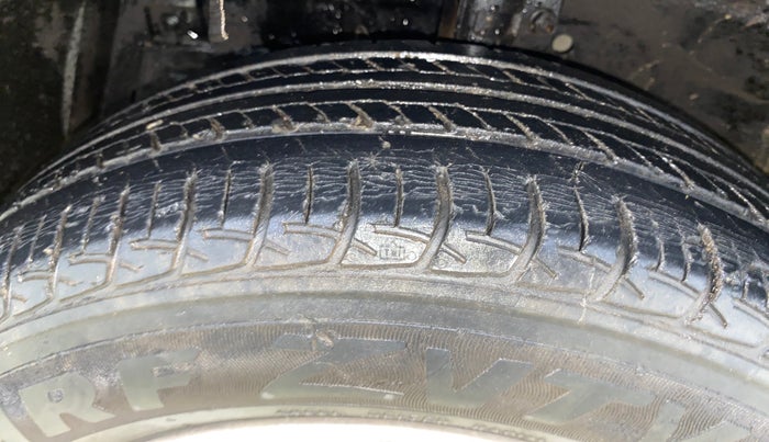 2017 Maruti Ertiga ZXI, Petrol, Manual, 28,278 km, Left Front Tyre Tread