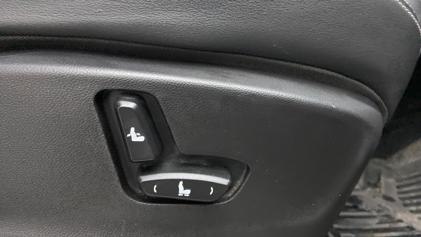 2019 MG HECTOR SHARP 1.5 DCT PETROL, Petrol, Automatic, 55,818 km, Driver Side Adjustment Panel