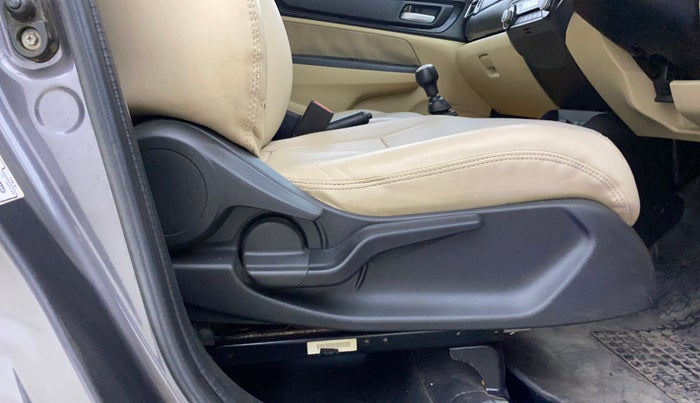 2019 Honda Amaze 1.2L I-VTEC VX, Petrol, Manual, 61,580 km, Driver Side Adjustment Panel