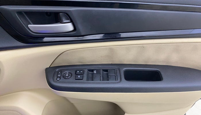 2019 Honda Amaze 1.2L I-VTEC VX, Petrol, Manual, 61,580 km, Driver Side Door Panels Control