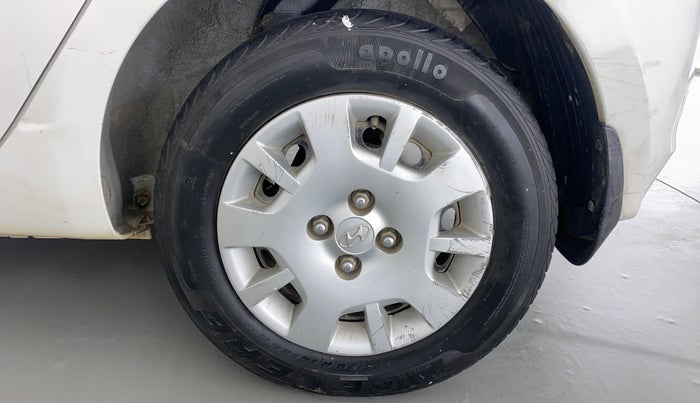 2013 Hyundai i20 MAGNA O 1.2, Petrol, Manual, 37,099 km, Left Rear Wheel