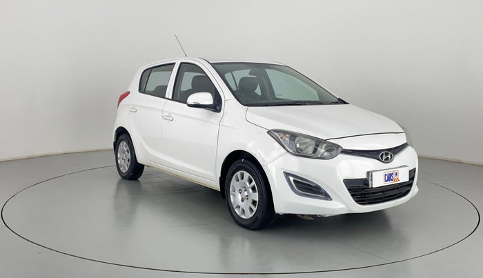 2013 Hyundai i20 MAGNA O 1.2, Petrol, Manual, 37,099 km, Right Front Diagonal