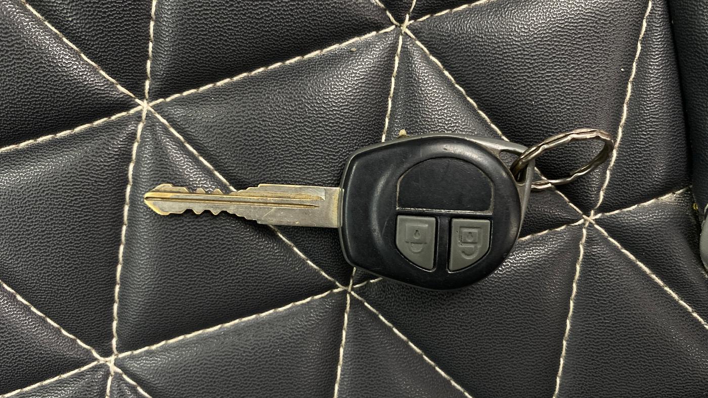 2015 Maruti Wagon R 1.0 VXI, Petrol, Manual, 68,520 km, Key Close Up