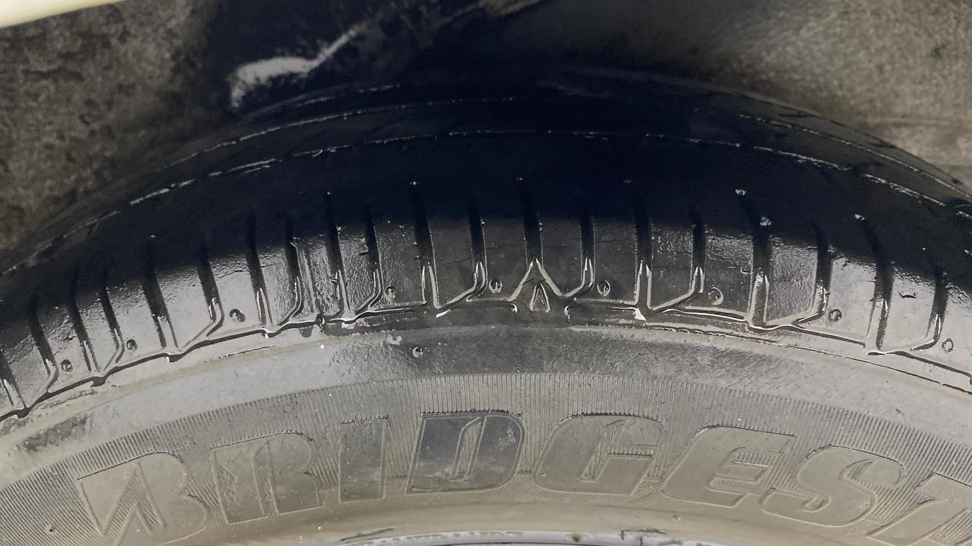 2012 Hyundai i10 MAGNA 1.1, Petrol, Manual, 66,667 km, Left Rear Tyre Tread