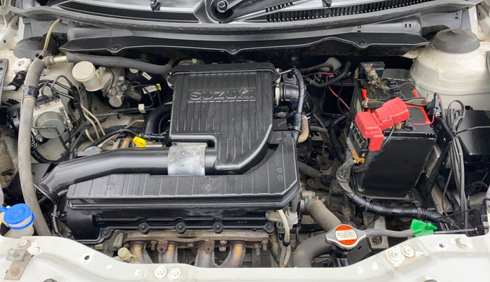 2017 Maruti Swift ZXI D, Petrol, Manual, 45,130 km, Engine Bonet View