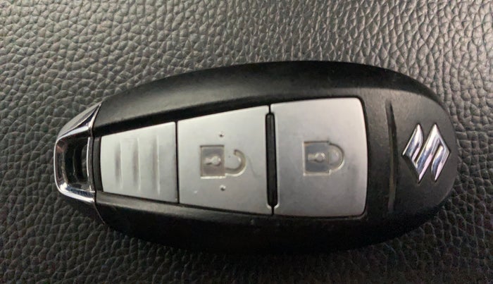 2016 Maruti Baleno ALPHA PETROL 1.2, Petrol, Manual, 62,453 km, Key Close Up