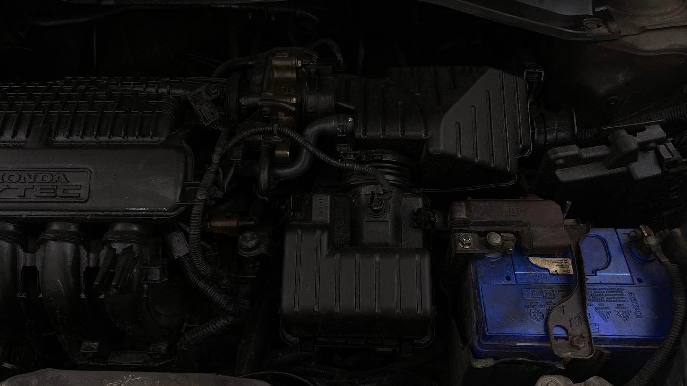 2016 Honda Amaze 1.2L I-VTEC VX AT, Petrol, Automatic, 1,11,846 km, Engine View - Left