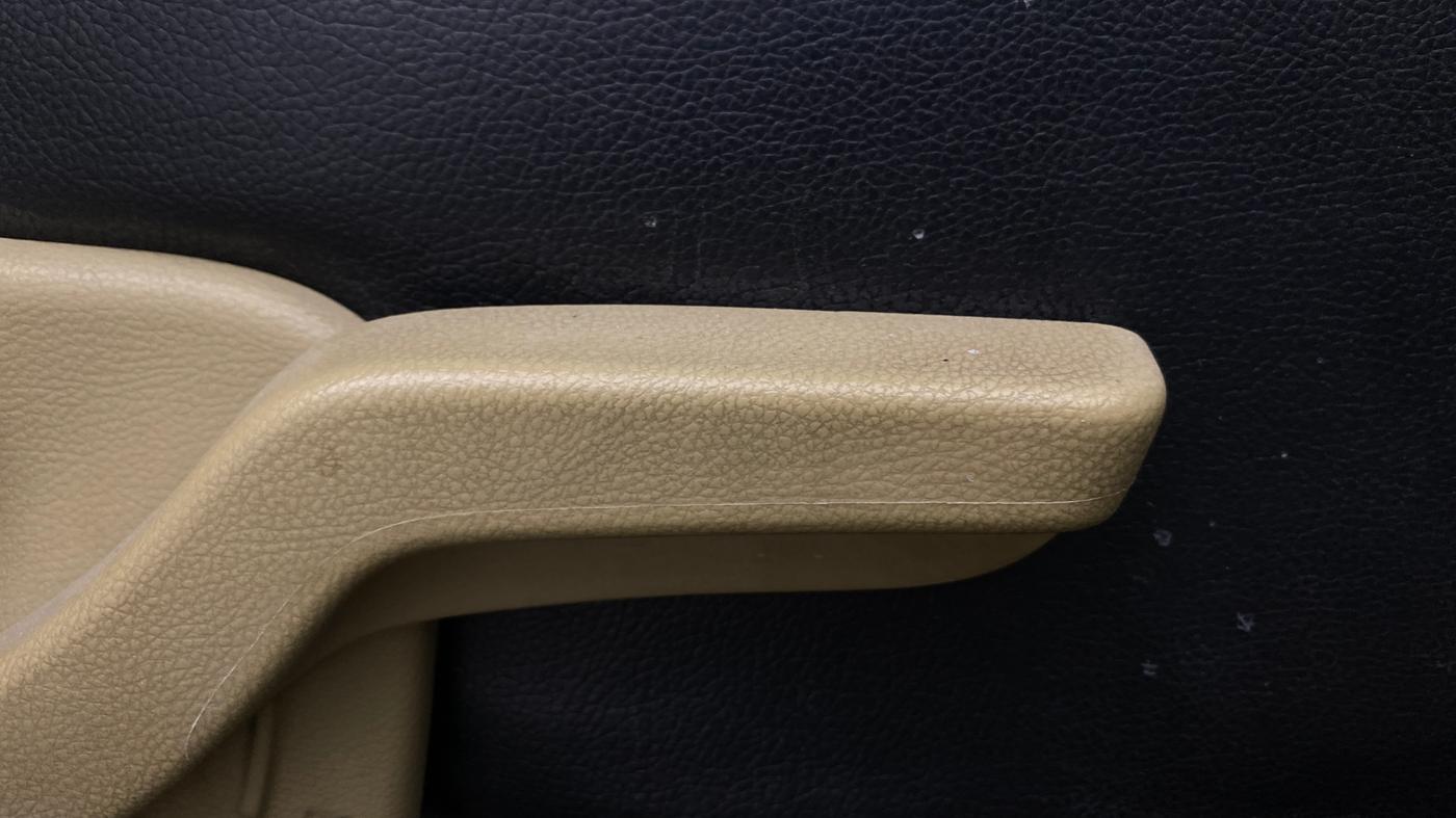 2016 Honda Amaze 1.2L I-VTEC VX AT, Petrol, Automatic, 1,11,846 km, Driver Side Adjustment Panel
