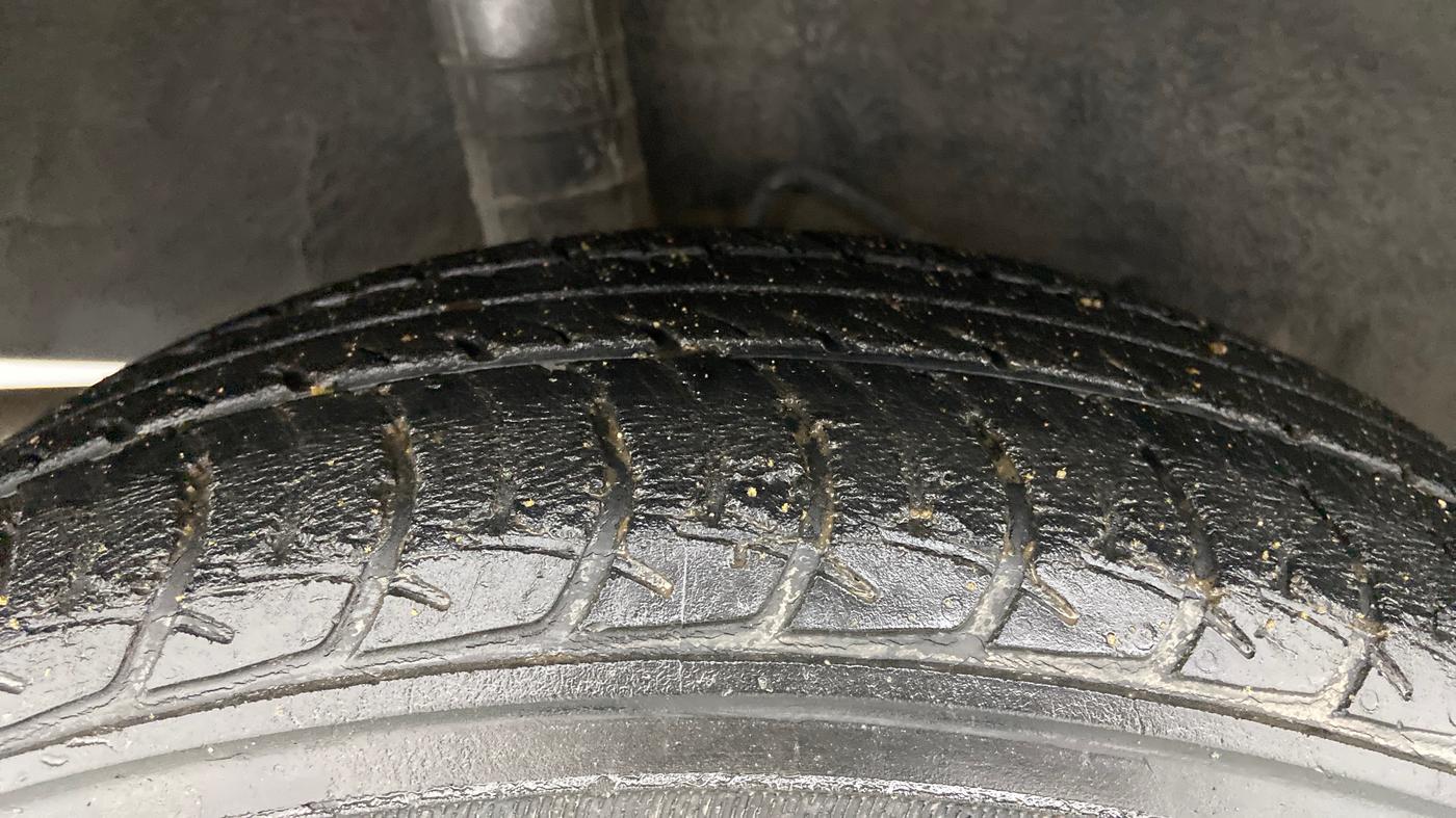 2018 Datsun Go Plus T, Petrol, Manual, 27,215 km, Right Rear Tyre Tread