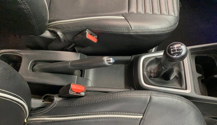 2021 Maruti Swift VXI, Petrol, Manual, 45,523 km, Gear Lever