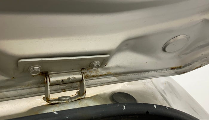 2018 Maruti Wagon R 1.0 LXI CNG, CNG, Manual, 75,128 km, Dicky (Boot door) - Slightly rusted