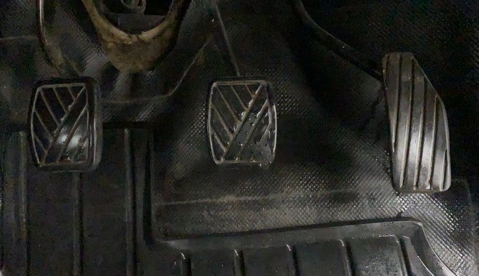 2018 Maruti Wagon R 1.0 LXI CNG, CNG, Manual, 75,128 km, Pedals