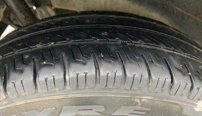 2018 Maruti Wagon R 1.0 LXI CNG, CNG, Manual, 75,128 km, Right Rear Tyre Tread