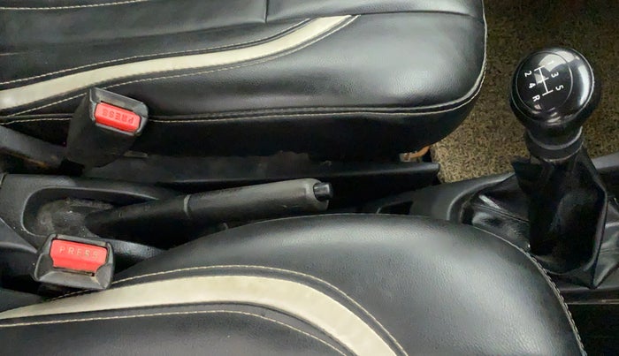 2018 Maruti Wagon R 1.0 LXI CNG, CNG, Manual, 75,128 km, Gear Lever