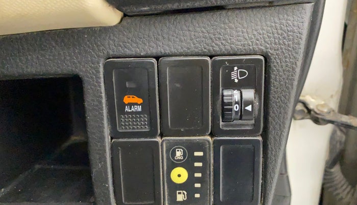 2018 Maruti Wagon R 1.0 LXI CNG, CNG, Manual, 75,128 km, Dashboard - Headlight height adjustment not working