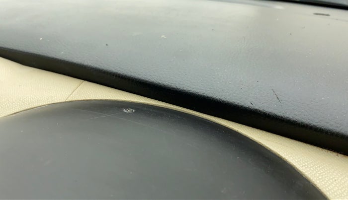 2018 Maruti Wagon R 1.0 LXI CNG, CNG, Manual, 75,128 km, Dashboard - Minor scratches