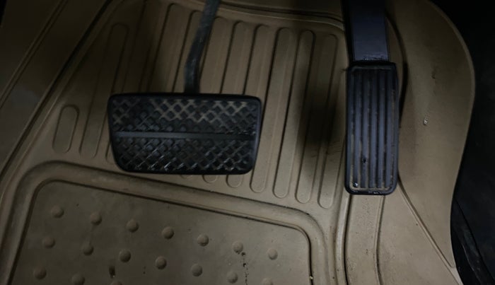 2022 Honda Amaze 1.2L I-VTEC VX CVT, Petrol, Automatic, 41,179 km, Pedals