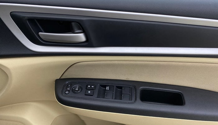 2022 Honda Amaze 1.2L I-VTEC VX CVT, Petrol, Automatic, 41,179 km, Driver Side Door Panels Control