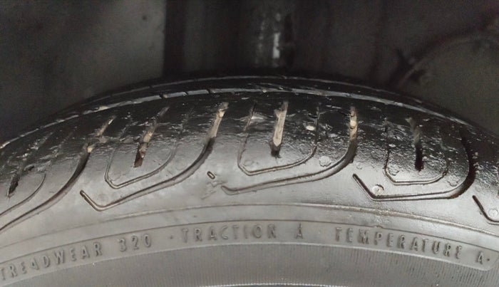 2022 Tata ALTROZ XZA PLUS, Petrol, Automatic, 49,363 km, Right Rear Tyre Tread