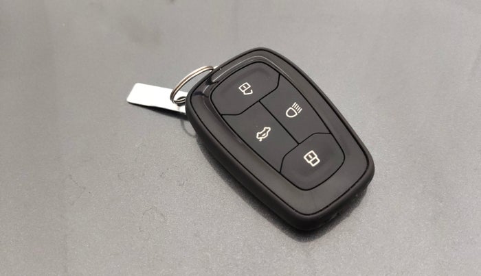 2022 Tata ALTROZ XZA PLUS, Petrol, Automatic, 49,363 km, Key Close Up