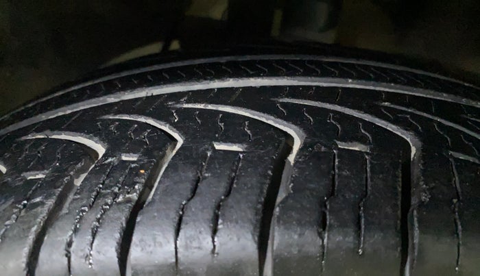 2019 MG HECTOR SHARP 1.5 DCT PETROL, Petrol, Automatic, 60,434 km, Left Front Tyre Tread