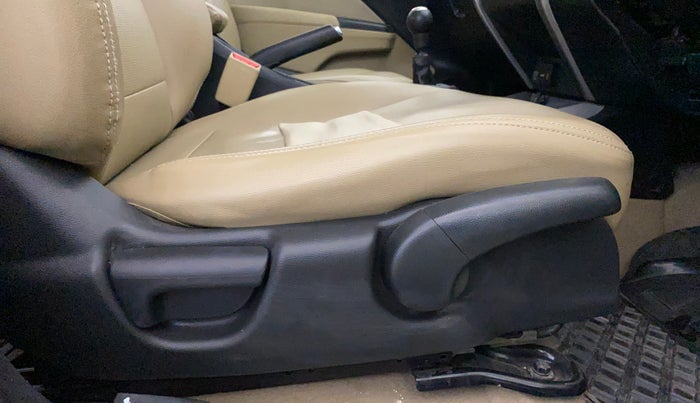 2019 Honda City 1.5L I-VTEC V MT, Petrol, Manual, 70,565 km, Driver Side Adjustment Panel