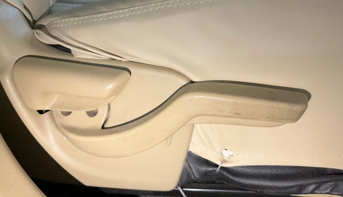 2015 Honda Brio S MT, Petrol, Manual, 54,899 km, Driver Side Adjustment Panel