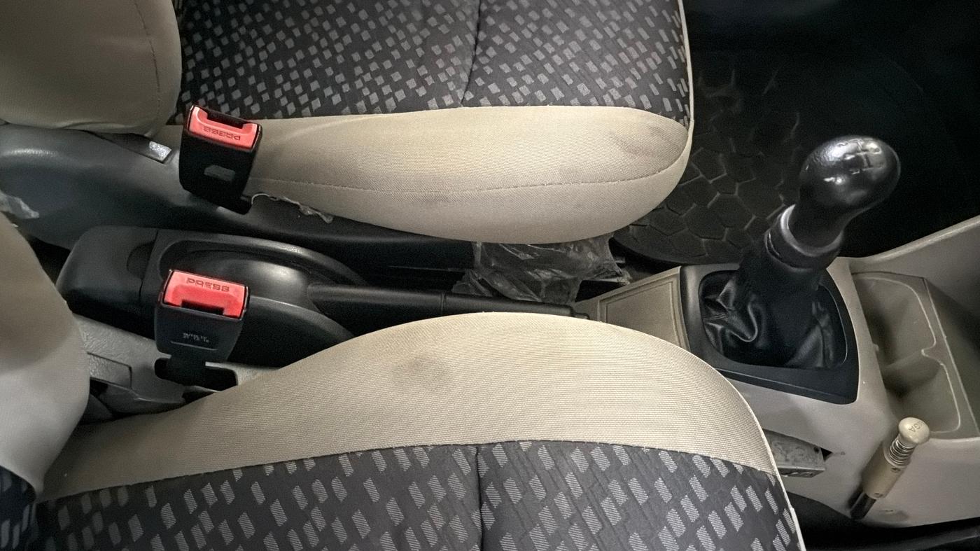 2016 Maruti Alto K10 LXI, Petrol, Manual, 59,844 km, Gear Lever
