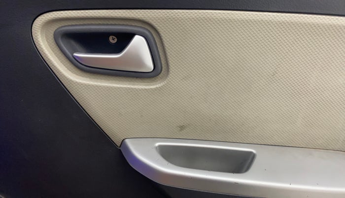 2016 Maruti Alto K10 VXI (O) AMT, Petrol, Automatic, 16,723 km, Driver Side Door Panels Control