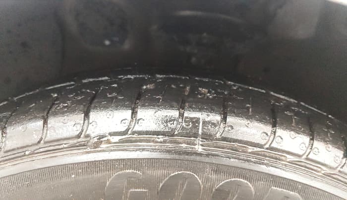 2019 Hyundai Grand i10 MAGNA AT 1.2 KAPPA VTVT, Petrol, Automatic, 80,468 km, Left Front Tyre Tread