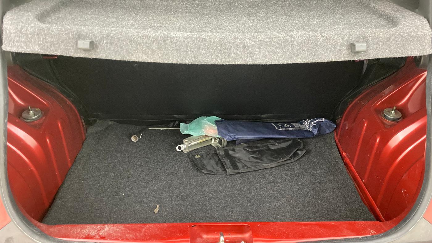 2018 Renault Kwid RXL, Petrol, Manual, 17,085 km, Boot Inside