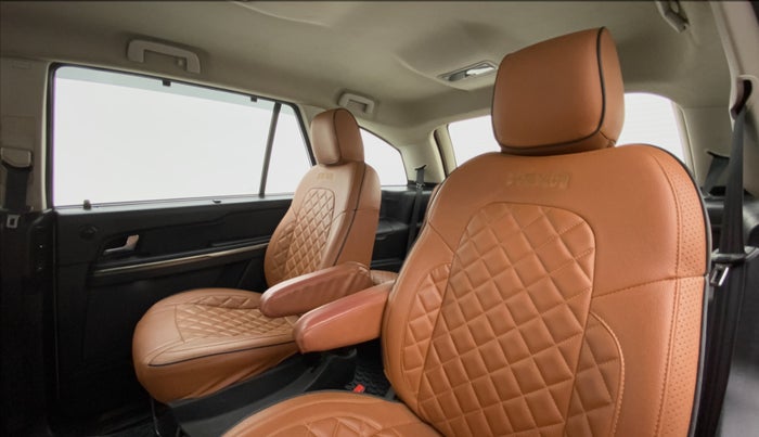 2017 Tata Hexa Varicor 400 XTA, Diesel, Automatic, 59,257 km, Right Side Rear Door Cabin