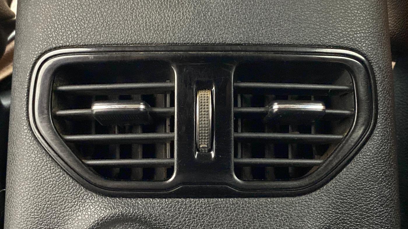 2017 Tata Hexa Varicor 400 XTA, Diesel, Automatic, 59,257 km, Rear AC Vents
